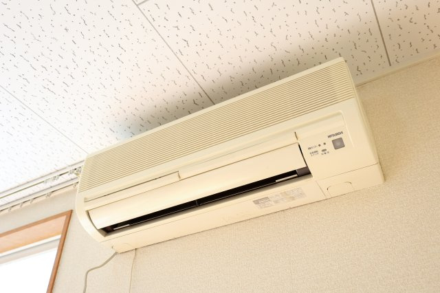 ロフト結城の設備|エアコン完備　※同間取りの106号室のお写真です