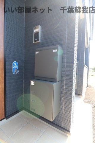 VERTEX市原Ⅱのエントランス|宅配ボックスがあると、自分の時間を有効活用できますね！