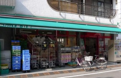 カーザビアンカの周辺