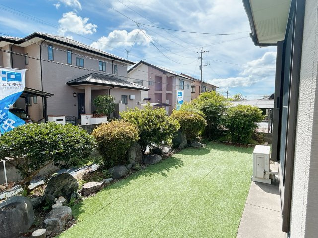 北諸県郡三股町大字樺山の中古一戸建の庭