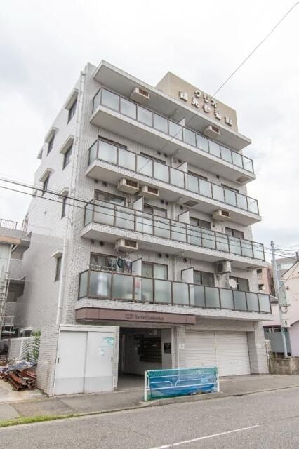 横浜市鶴見区栄町通４丁目の賃貸マンションの外観