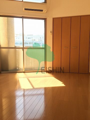 イルグラッツィア美野島1の居間・リビング