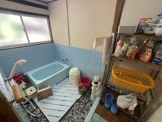 今福町一戸建（20番18号）の浴室