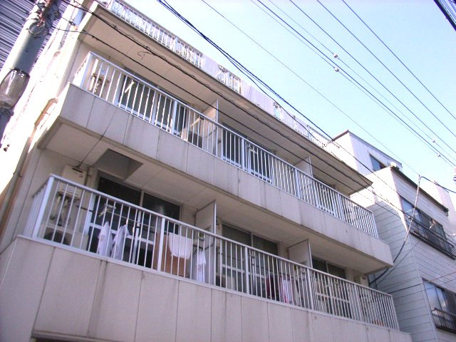 TANABEの外観