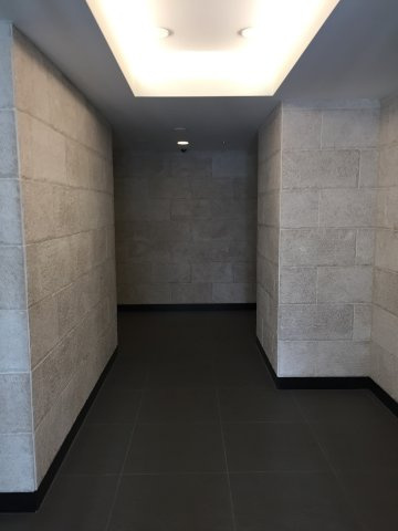 グランヴァン住吉駅前のロビー