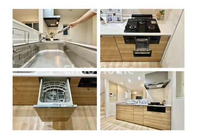 葛飾区四つ木3丁目中古住宅のキッチン|【システムキッチン】ワイドで収納豊富な使い勝手の良いカウンターキッチンには、食洗器・伸縮タイプのキッチン水栓、三ツ口コンロ・魚焼きグリルなどの便利な設備が標準完備されています。