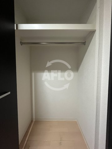 CREATO新大阪PanLoopの収納|クレアート新大阪パンループ　クローゼット