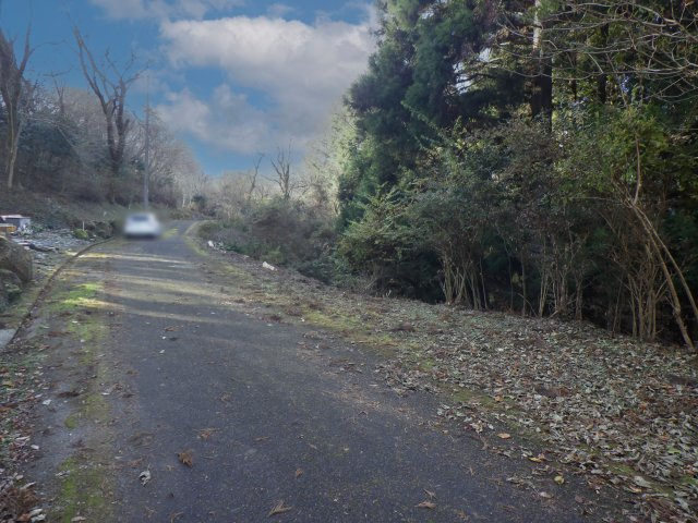 生石高原スカイヴィラ②の前面道路含む現地写真