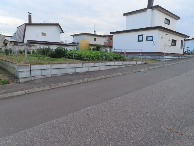 北見市高栄東町２丁目１４２番９８　売地の外観