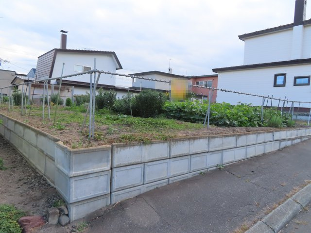 北見市高栄東町２丁目１４２番９８　売地の外観