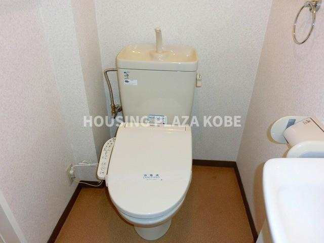 ワコーレヴィータ須磨浦通　須磨駅の賃貸情報のトイレ