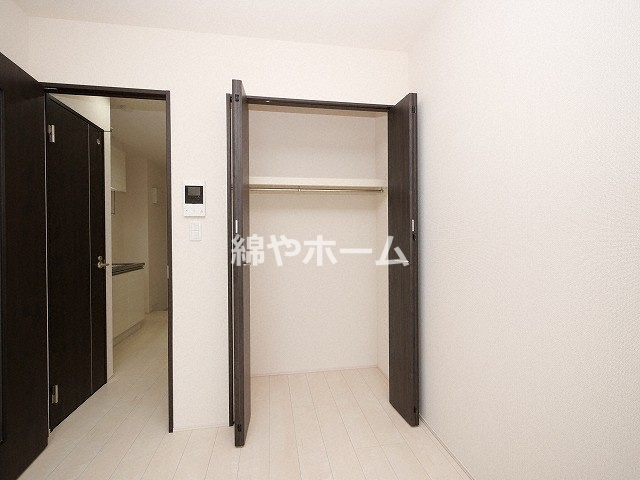 フジパレス我孫子前駅西Ⅱ番館の収納|小物を収納するのに便利です
