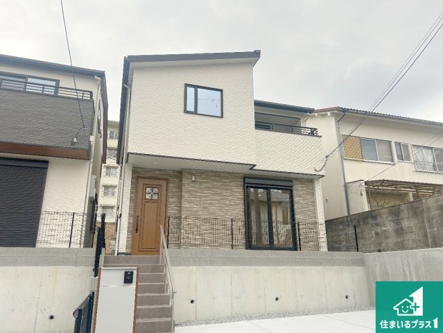 神戸市北区有野台　新築一戸建ての外観|安心の10年保証！外観を美しく保ち、雨水で汚れを落とします！気になることがありましたら、お気軽にお問い合わせください！
