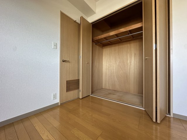 KMコートあびこの収納