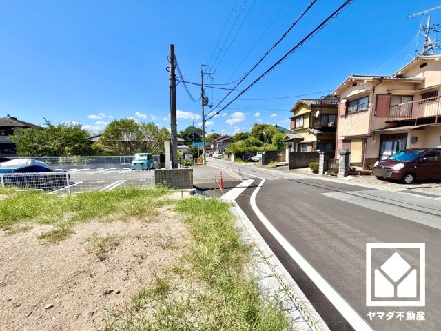 伏見区深草谷口町　１号地の前面道路含む現地写真