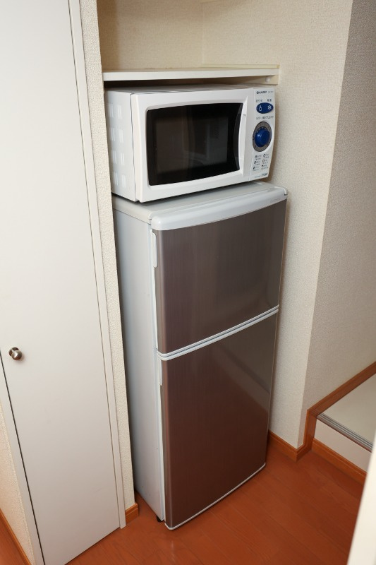 ロフト結城のキッチン|冷蔵庫・電子レンジ