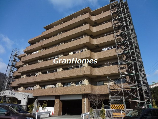 ラヴィーヌ砥堀の外観