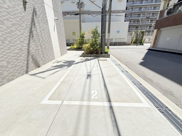 Mv.imp新大阪の駐車場