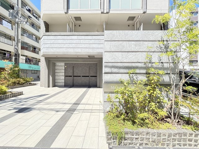 Mv.imp新大阪のエントランス