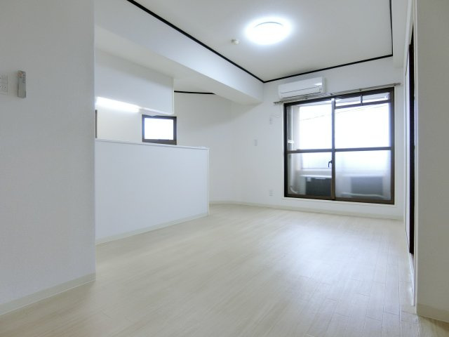 【居間・リビング】 | マンションもえぎ