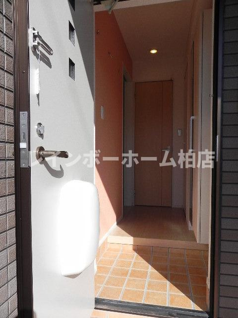 仲介手数料（賃料の1.10ヵ月）の50％OFF対象物件！のロビー|落ち着いたロビーです