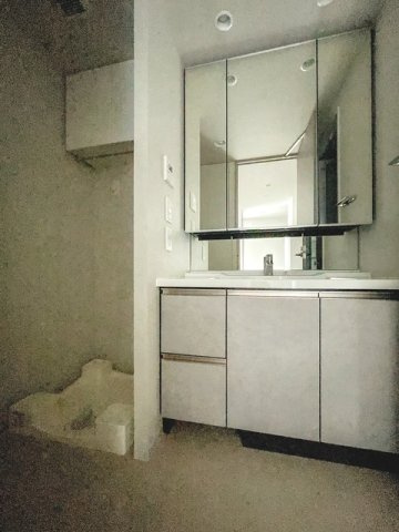 ロイヤルパークス品川の洗面所|※写真は同タイプ住戸です。