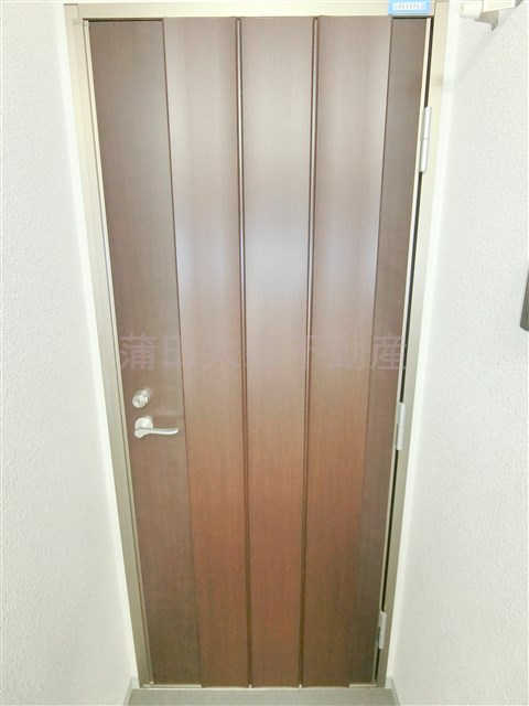 エスポワール蒲田壱番館の玄関