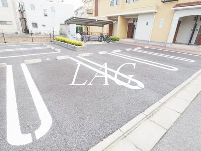 【駐車場】 | イースト　セレーノ | 駐車場です。