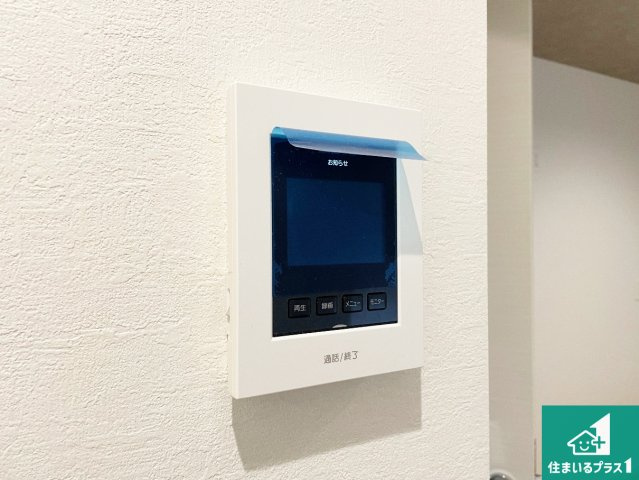 神戸市北区西山　第1期　新築一戸建ての防犯設備|カラーモニターインターホン！声だけでなく来訪者の姿や顔がモニターで確認できるので、小さなお子様がいらっしゃるご家庭でも安心できます！
