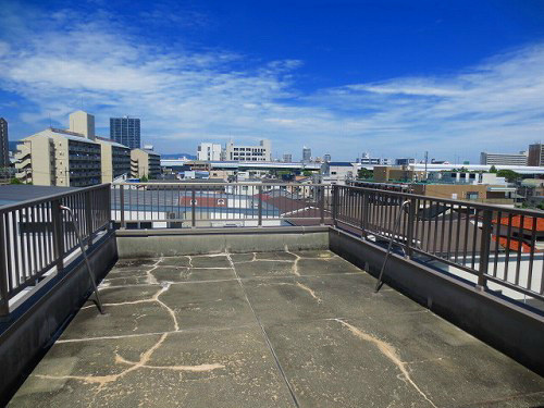 神戸市須磨区磯馴町３丁目の賃貸マンションの展望|ルーフバルコニー