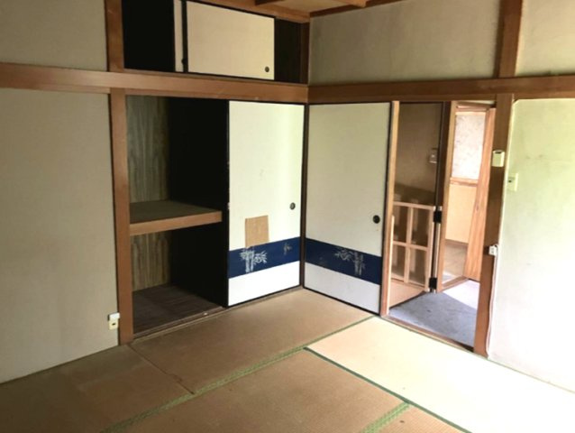 苦楽園一番町の和室|たっぷりの陽射しを確保する2面採光です

