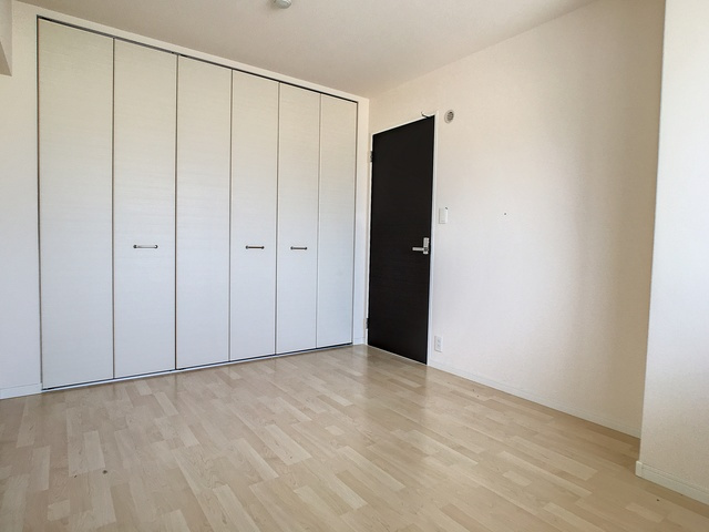 直方市須崎町の賃貸マンションの洋室