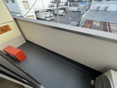 ジーメゾン大宮吉野町のバルコニー