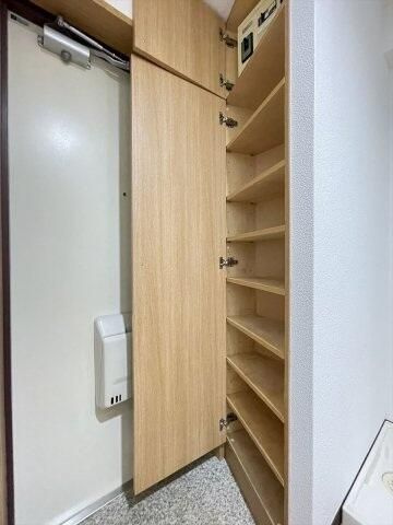 スカイコート目白台の玄関
