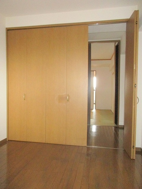 カンパーニャの洋室|★洋室５帖★