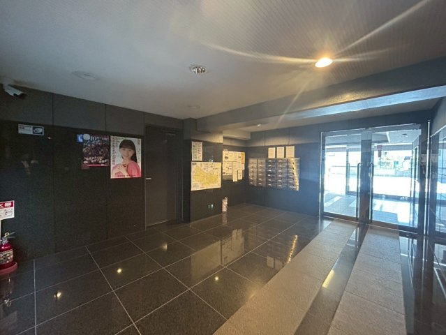 フローラ南館のロビー