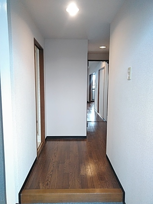 フローラ南館の玄関