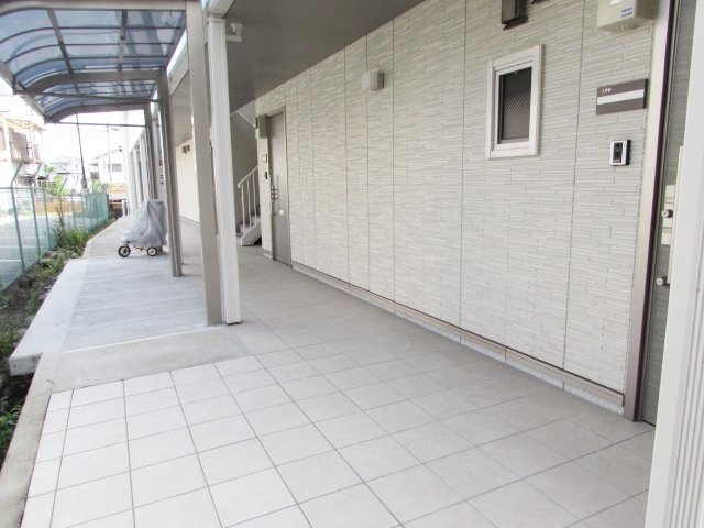 サカセ川ハイツAのロビー|建物の内部です