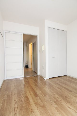 ＬａｐｕｔａＡの洋室|別部屋の参考写真です。