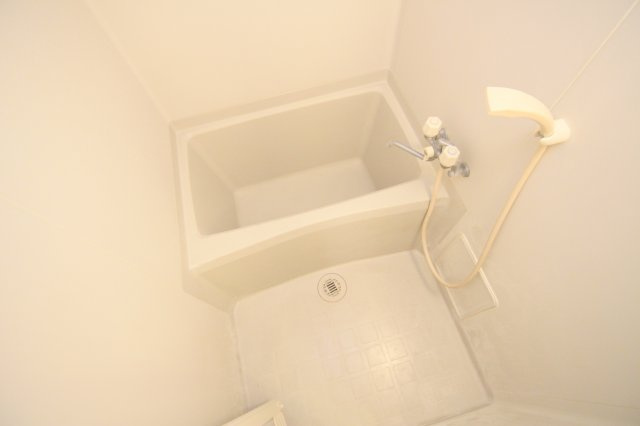 ＬａｐｕｔａＡの浴室|別部屋の参考写真です。
