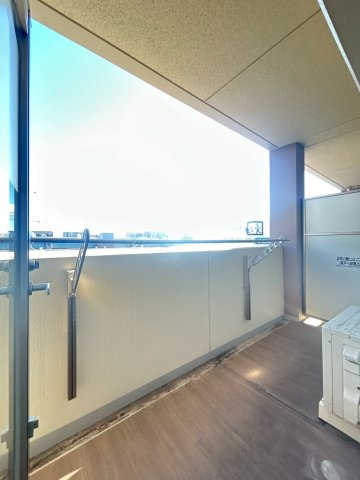 マンションはりげん鳳のバルコニー