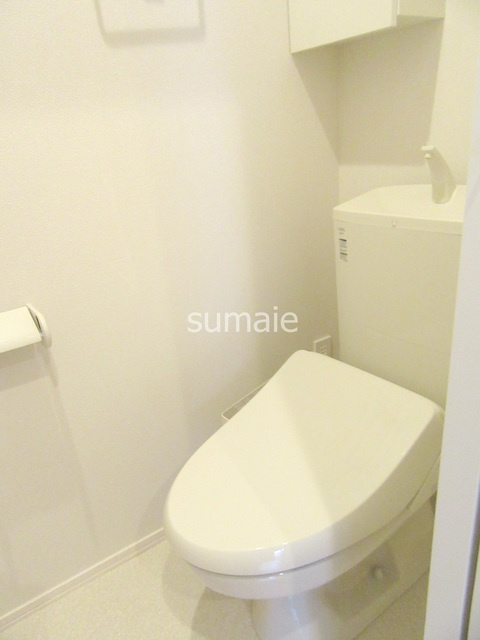 Village Printemps Koiwaのトイレ|温水洗浄機能付きトイレです
