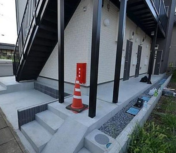 レグノ大宮大和田のエントランス