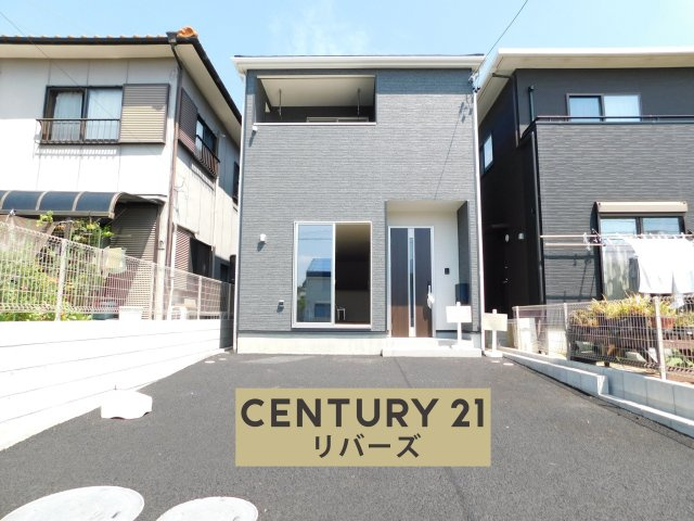 清須市春日落合の新築一戸建の外観|☆限定１棟☆　　新価格！！いつでも見学できます♪（お問合せ当日、平日、水曜、夜間でもＯＫ）　南向き♪　敷地４２．５７坪！　駐車４台可！　防犯カメラ・ＥＶ車充電完備！　ＬＤＫ２０．７５帖♪