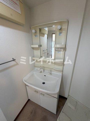 コア大井町の独立洗面台|同建物内、別のお部屋の参考写真になります。