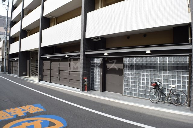 シャリエ日本橋高津のエントランス