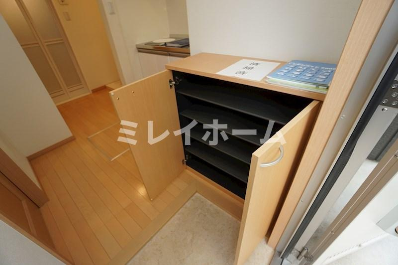 TKラビットワンの玄関