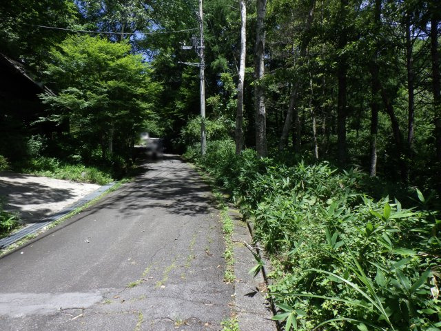セラヴィリゾート泉郷八ヶ岳③の前面道路含む現地写真