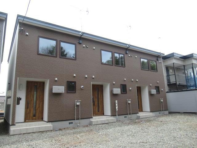 TOWN明和小学校前A(西棟)