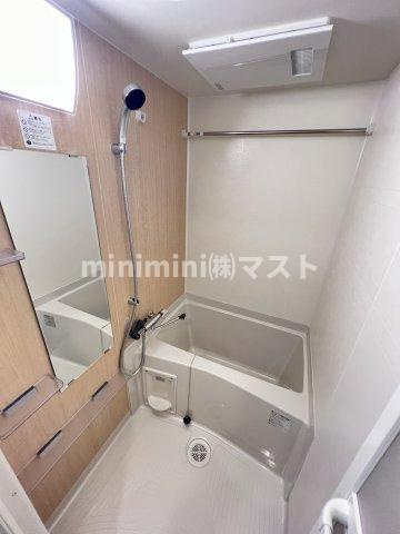 （ラグゼナなんば南）の浴室